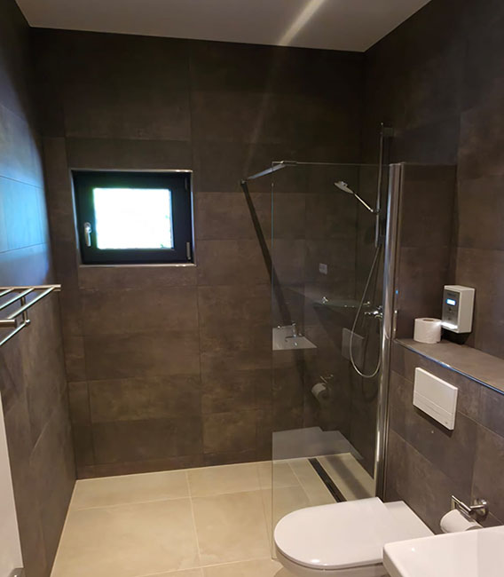 Privates Mietbad mit Dusche auf dem Campingplatz – ab 15€ pro Tag